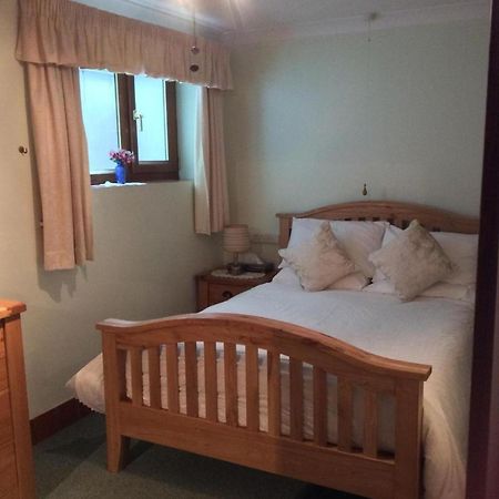 Room In Guest Room - Orchard Manor, Fore Street, Probus, Cornwall ترورو المظهر الخارجي الصورة
