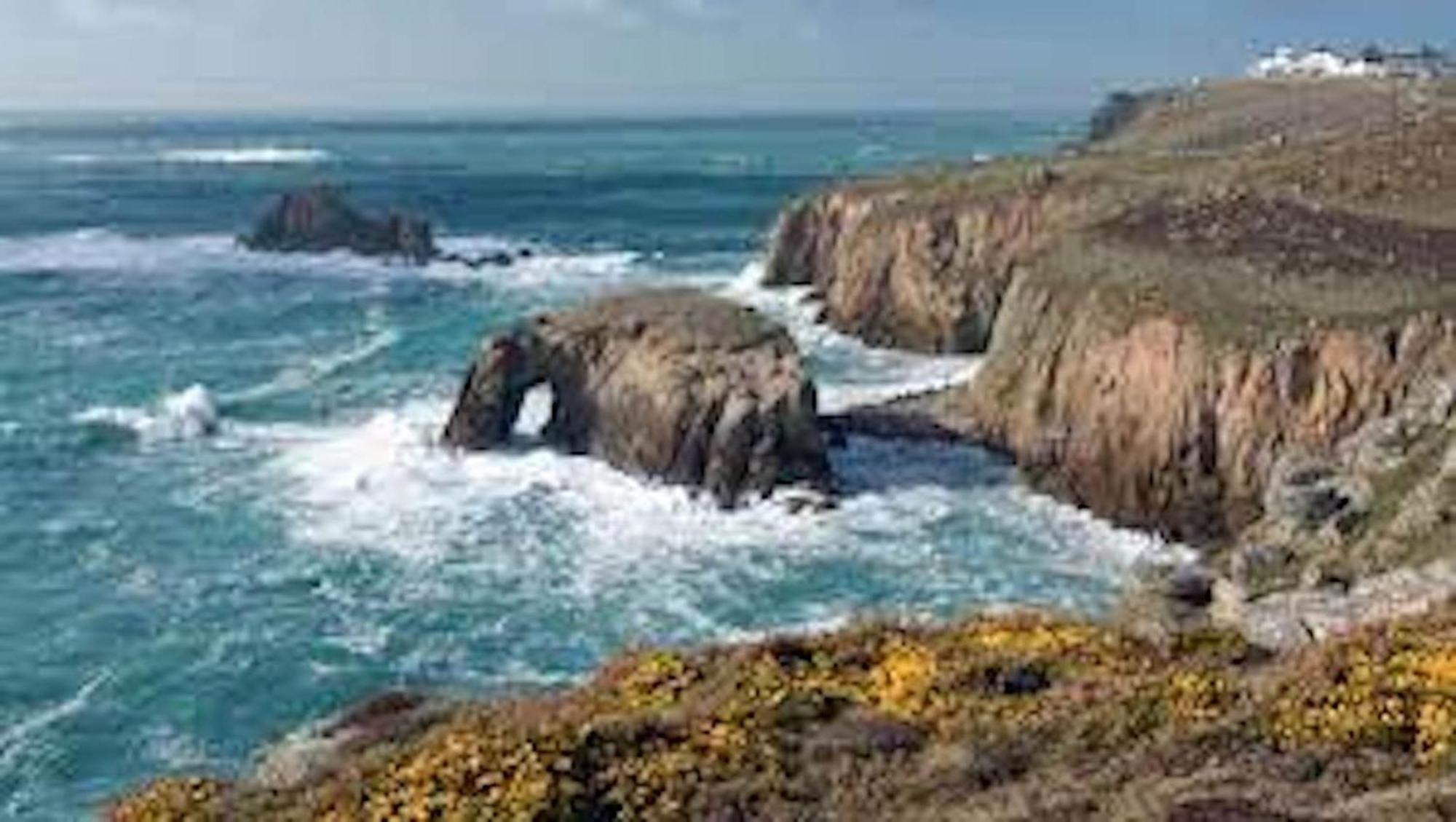 Room In Guest Room - Orchard Manor, Fore Street, Probus, Cornwall ترورو المظهر الخارجي الصورة