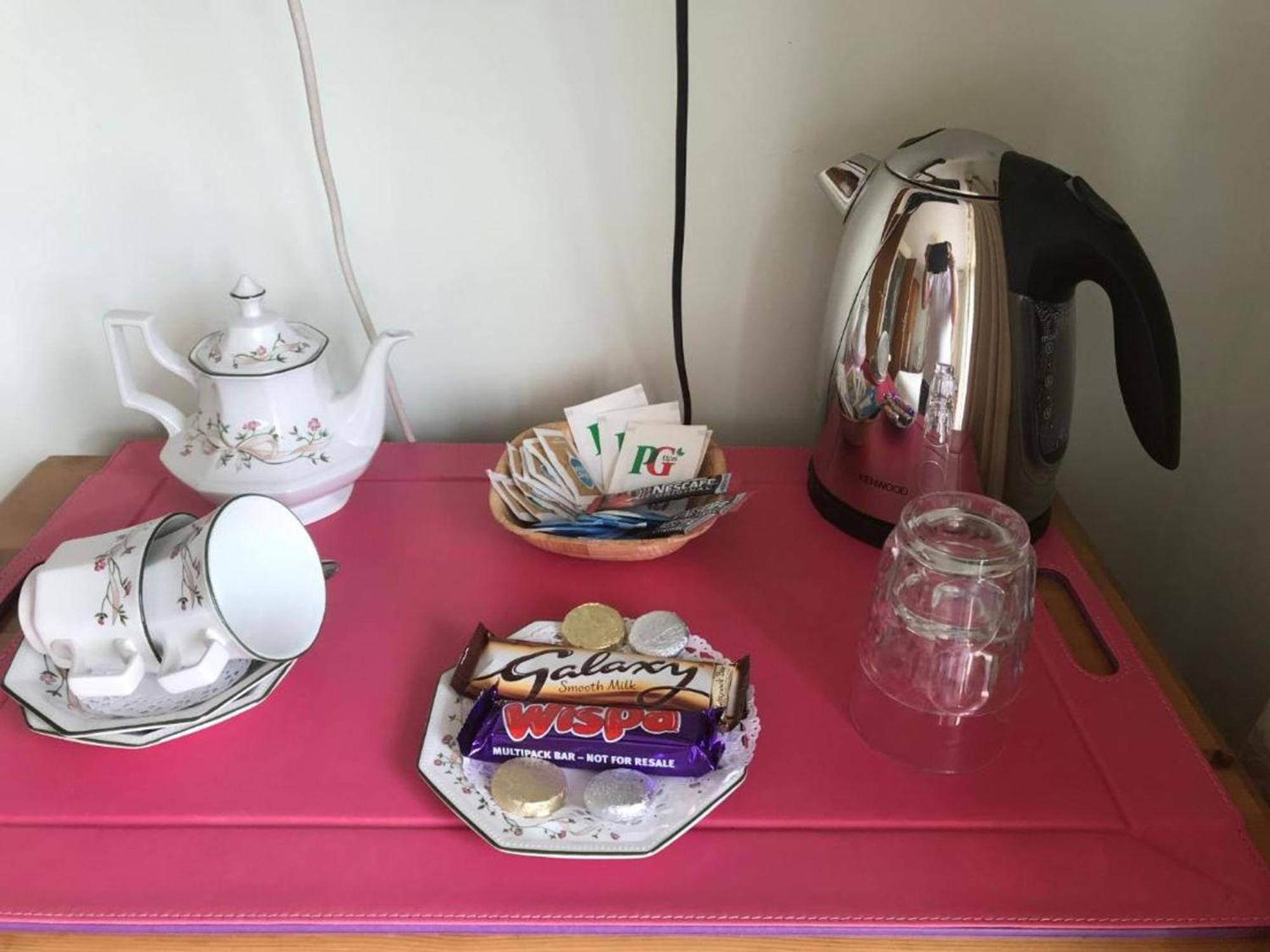 Room In Guest Room - Orchard Manor, Fore Street, Probus, Cornwall ترورو المظهر الخارجي الصورة